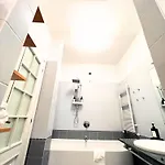 Park Free Gran Madre Elegante Loft Moderno Con Garage تورينو